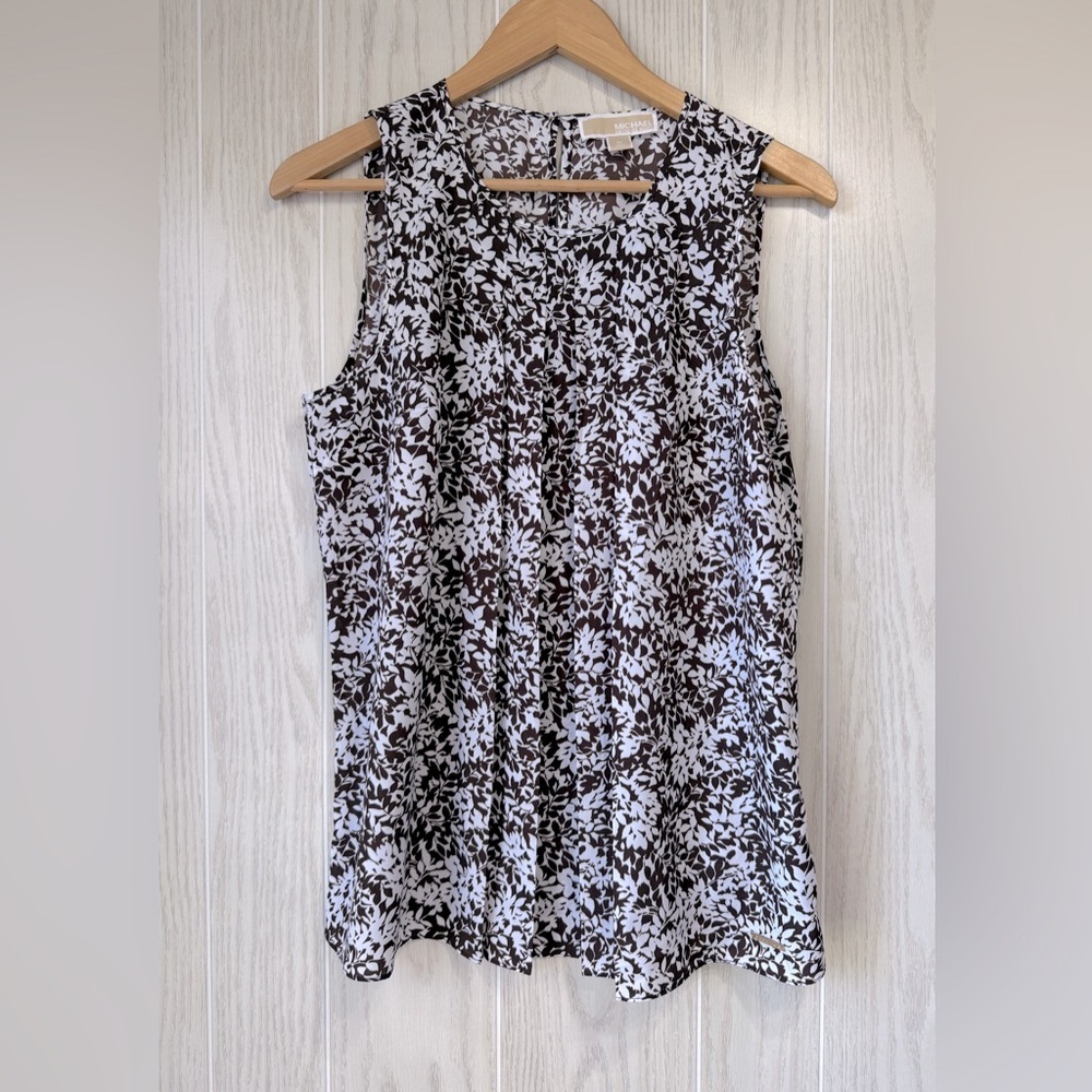 Michael Kors Brown Bluebell Pleat Neck Sleeveless Blouse Size M LNC